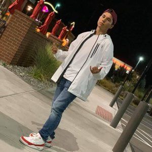 Meet your Posher, Leo